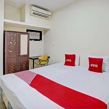 Oyo 93112 Garden Homestay 3 Merlion Surabaja Zewnętrze zdjęcie