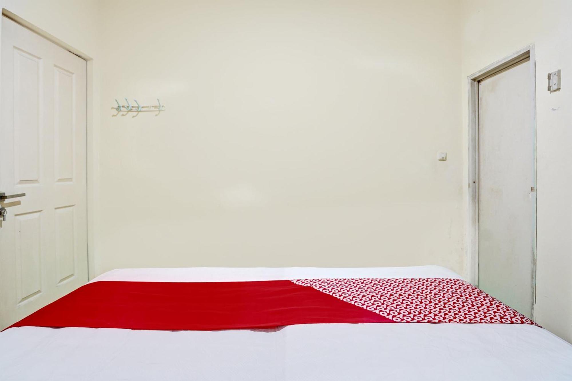 Oyo 93112 Garden Homestay 3 Merlion Surabaja Zewnętrze zdjęcie